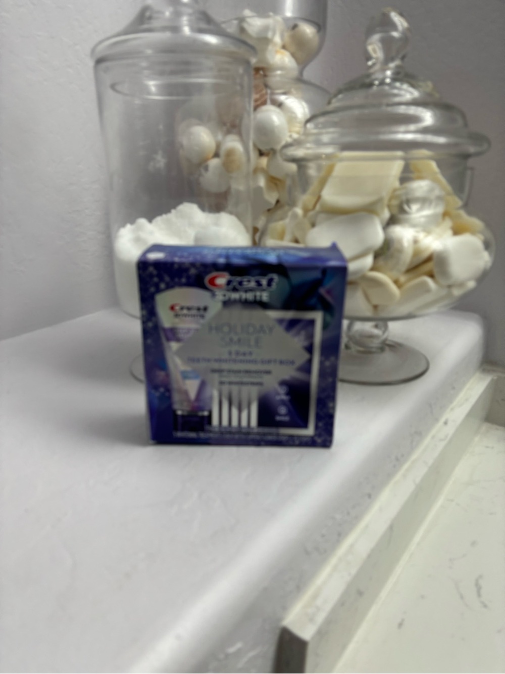 Crest 3D White Gift Set- Deep Stain Remover And 3D White Strips. NIP